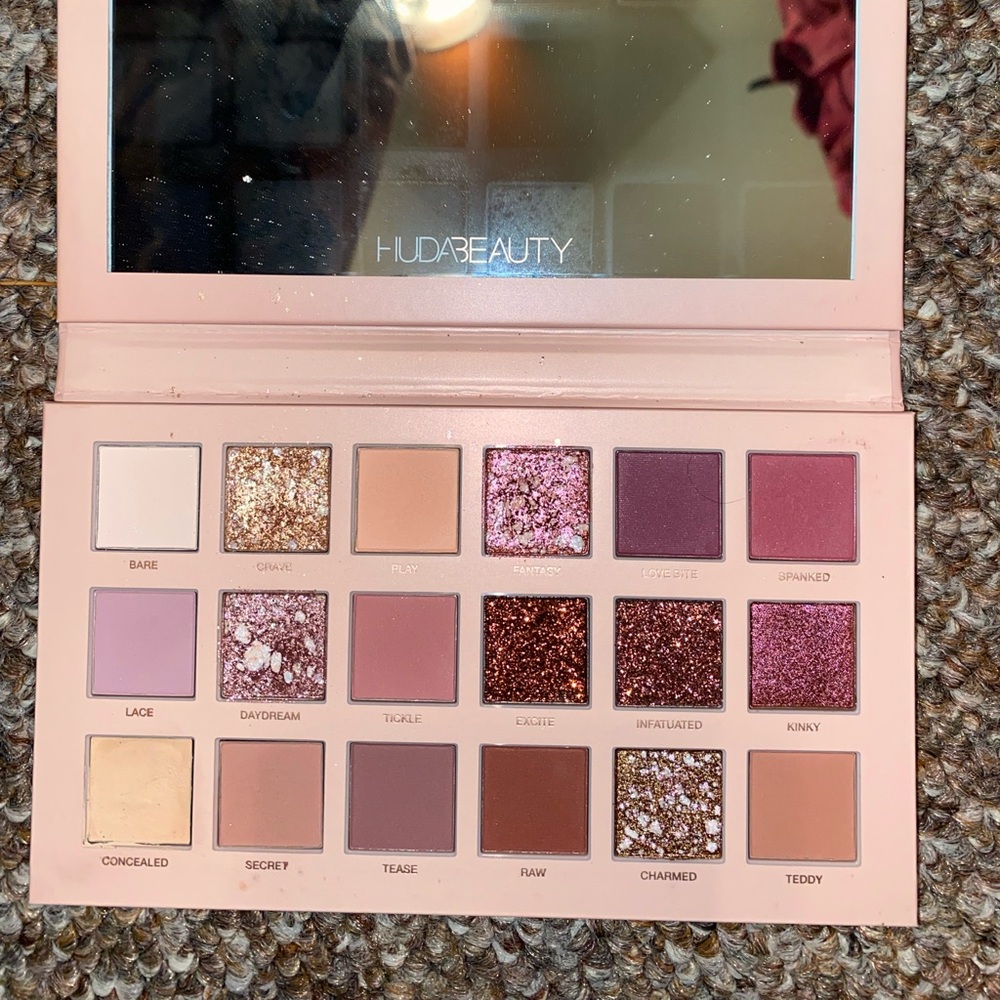 Huda Beauty The New Nude Palette